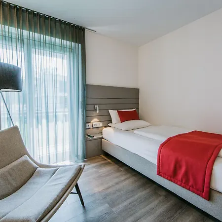 Monrepos Hotel 4*