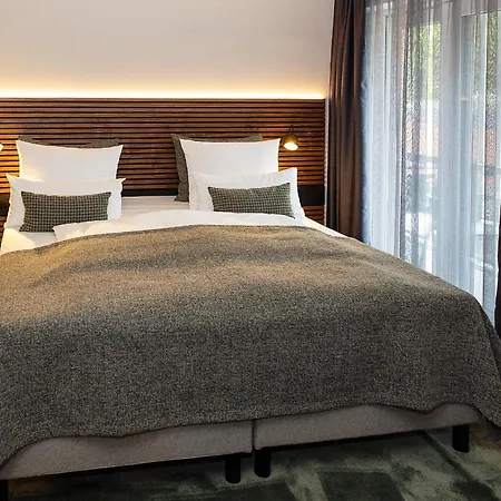 Monrepos Hotel 4*