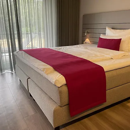 Hotel Monrepos 4*
