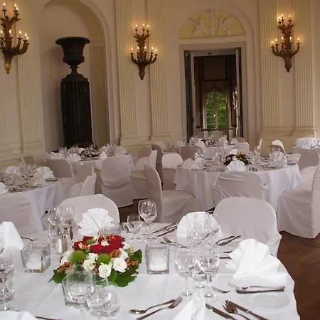 Отель Monrepos Людвигсбург