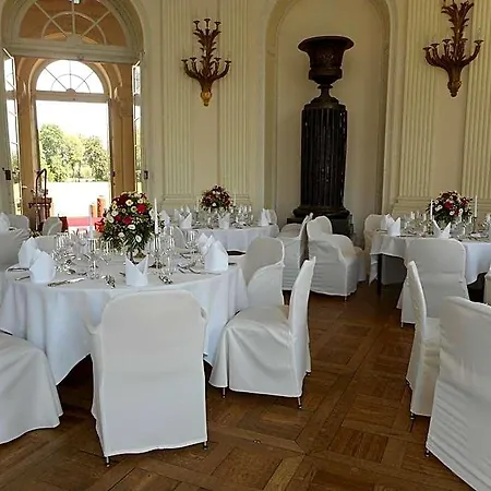 Monrepos Szálloda Ludwigsburg
